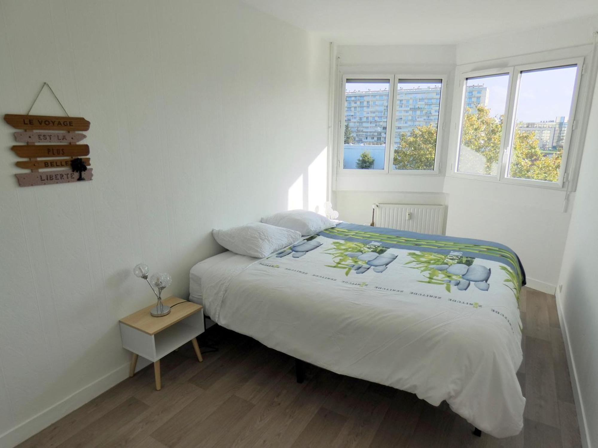37M2 Lumineux Face Gare Sncf, Wifi Et Cafe Et The Offerts Apartman Orléans Kültér fotó